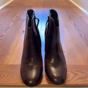 Luca Lane Bootie Size 9.5